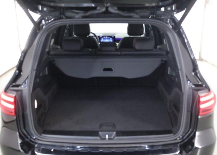 Mercedes-Benz GLB 180 AMG Line