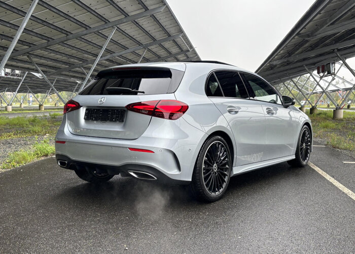 Mercedes-Benz A-Klasse 180 Business Solution AMG