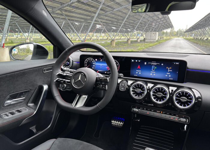Mercedes-Benz A-Klasse 180 Business Solution AMG