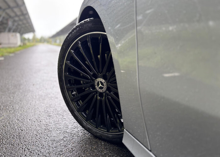 Mercedes-Benz A-Klasse 180 Business Solution AMG