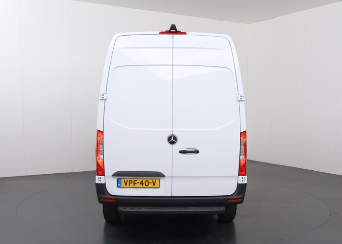 Mercedes-Benz Sprinter 317 CDI | L2 H2 | 170 PK | AUTOMAAT |