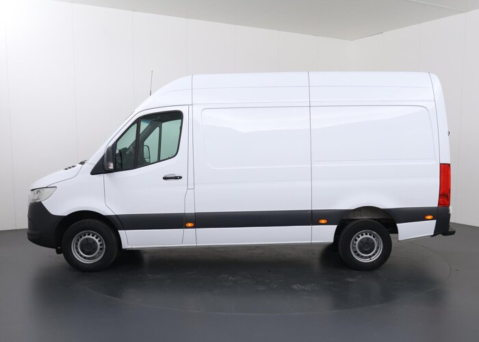 Mercedes-Benz Sprinter 317 CDI | L2 H2 | 170 PK | AUTOMAAT |