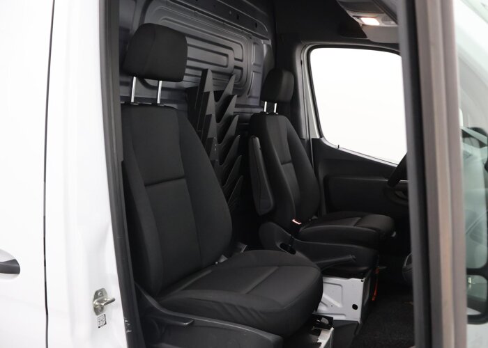 Mercedes-Benz Sprinter 317 CDI | L2 H2 | 170 PK | AUTOMAAT |
