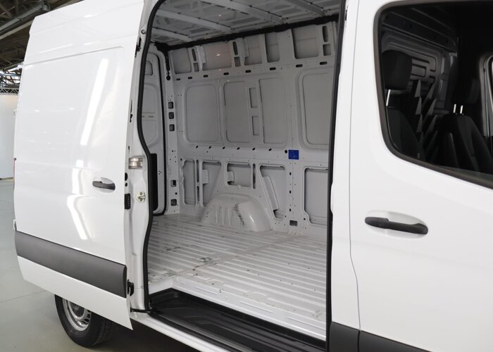Mercedes-Benz Sprinter 317 CDI | L2 H2 | 170 PK | AUTOMAAT |