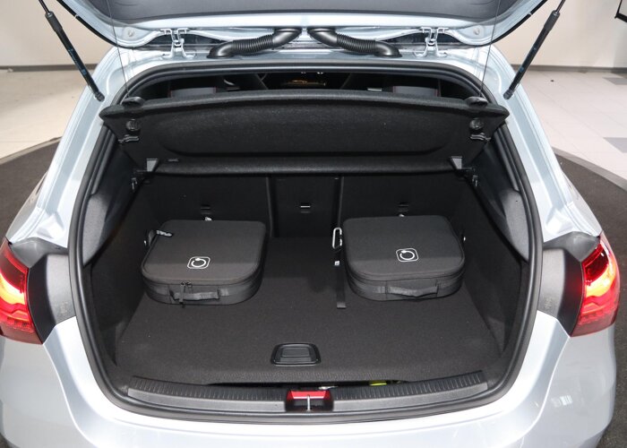 Mercedes-Benz A-Klasse 250e Business Solution AMG