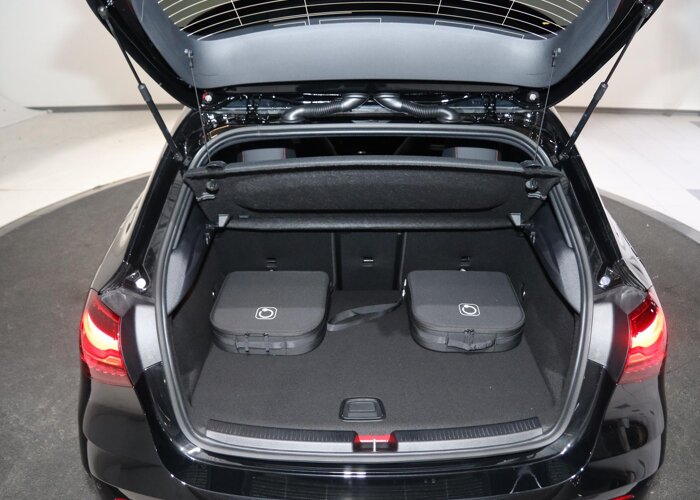 Mercedes-Benz A-Klasse 250e Business Solution AMG