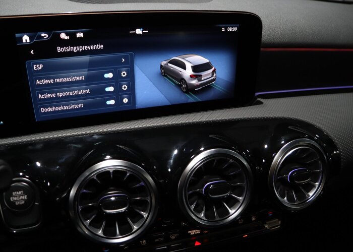 Mercedes-Benz A-Klasse 250e Business Solution AMG