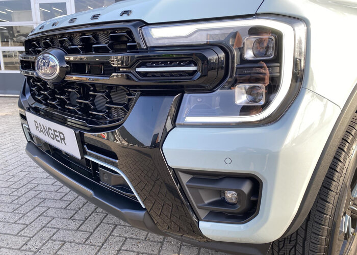 Ford Ranger Stormtrak Double Cabine 2.3 PHEV 279PK