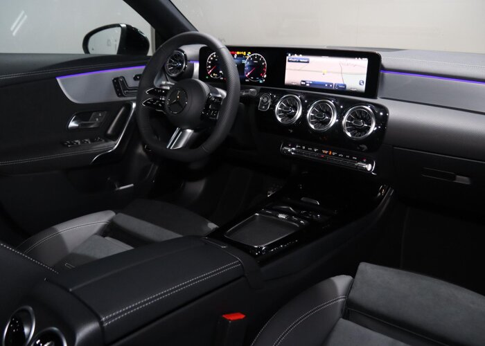 Mercedes-Benz CLA-Klasse 180 Business Solution AMG