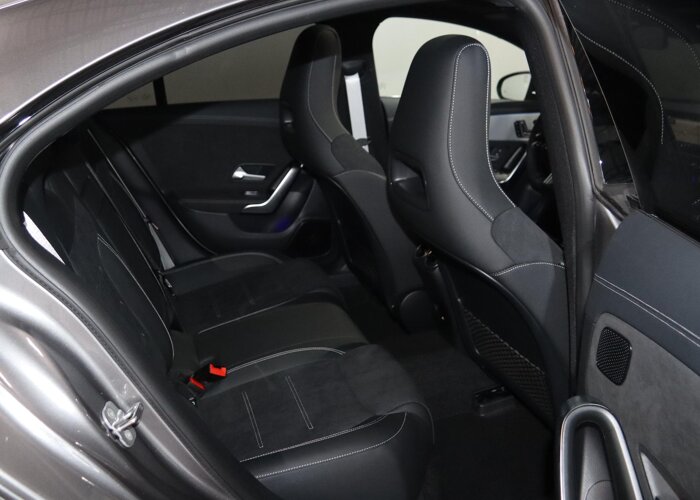 Mercedes-Benz CLA-Klasse 180 Business Solution AMG