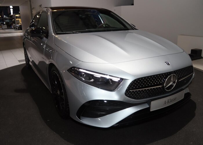 Mercedes-Benz A-Klasse 180 Business Solution AMG