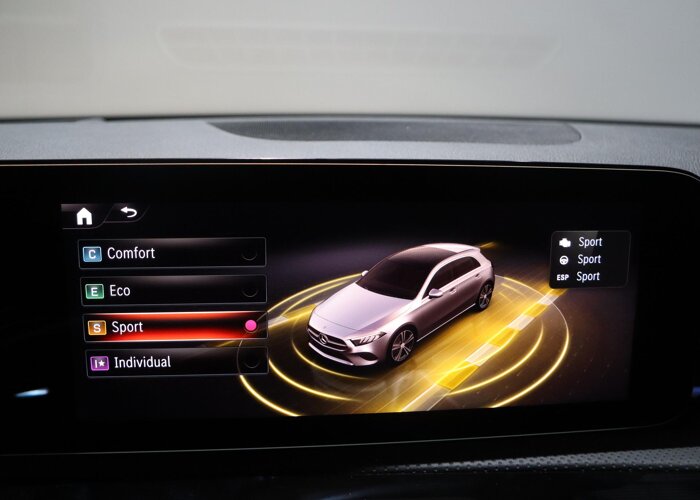 Mercedes-Benz A-Klasse 180 Business Solution AMG