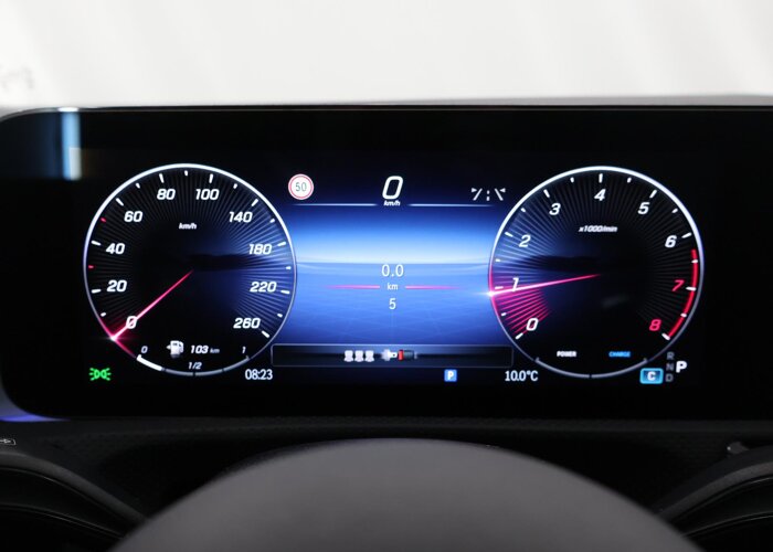 Mercedes-Benz CLA-Klasse 180 Business Solution AMG