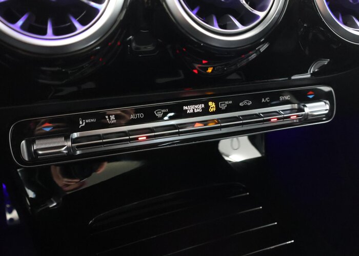 Mercedes-Benz CLA-Klasse 180 Business Solution AMG