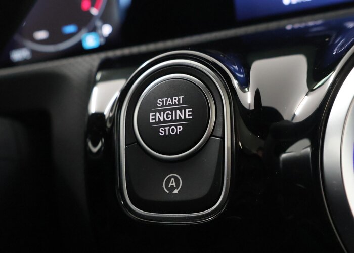 Mercedes-Benz CLA-Klasse 180 Business Solution AMG