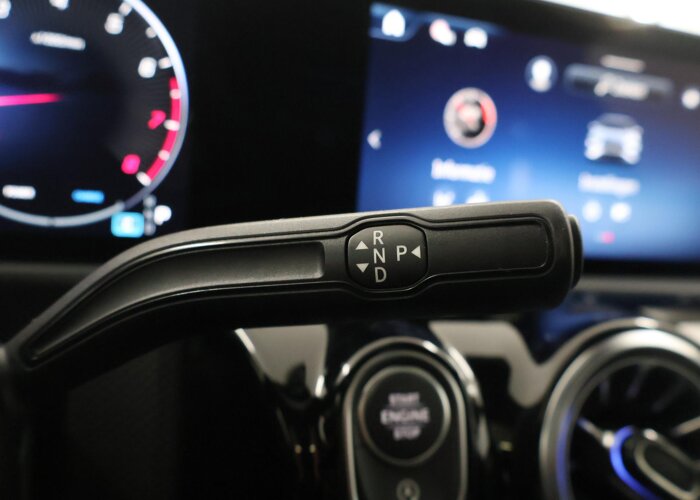 Mercedes-Benz CLA-Klasse 180 Business Solution AMG