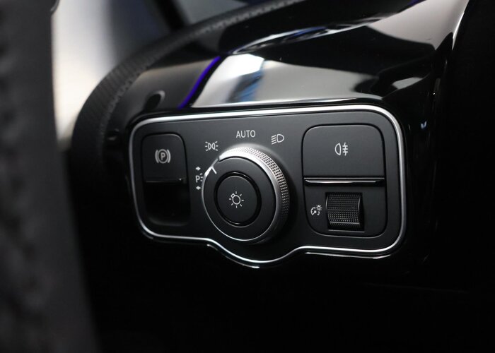 Mercedes-Benz CLA-Klasse 180 Business Solution AMG
