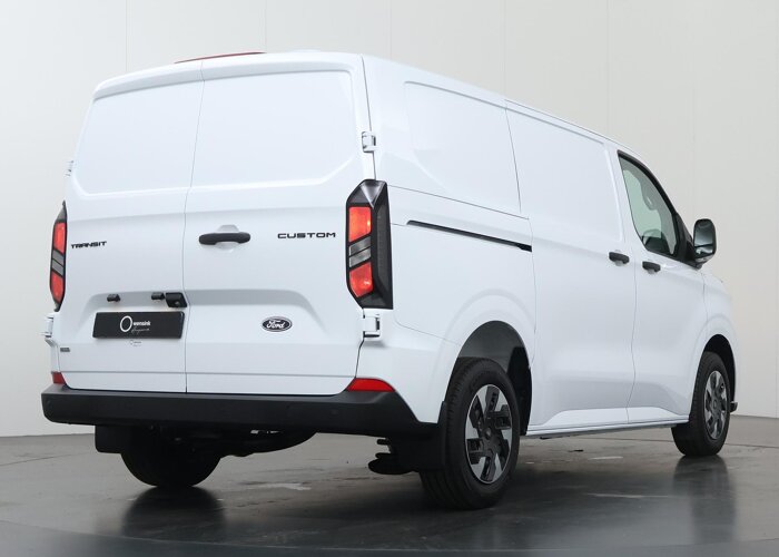 Ford Transit Custom 320 | 2.5 PHEV | L1 H1 | Trend |