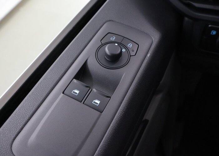 Ford Transit Custom 320 | 2.5 PHEV | L1 H1 | Trend |