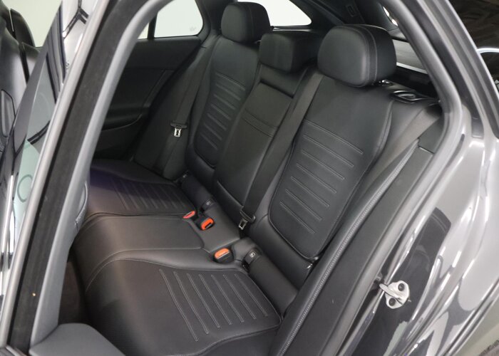 Mercedes-Benz C-Klasse Estate 180 AMG Line