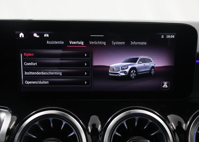 Mercedes-Benz GLB 180 Business Solution AMG
