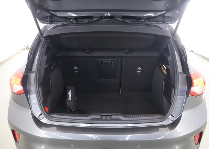 Ford Focus 1.5 EcoBoost ST Line X Business