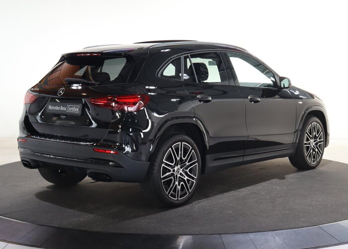 Mercedes-Benz GLA 250 e AMG Line
