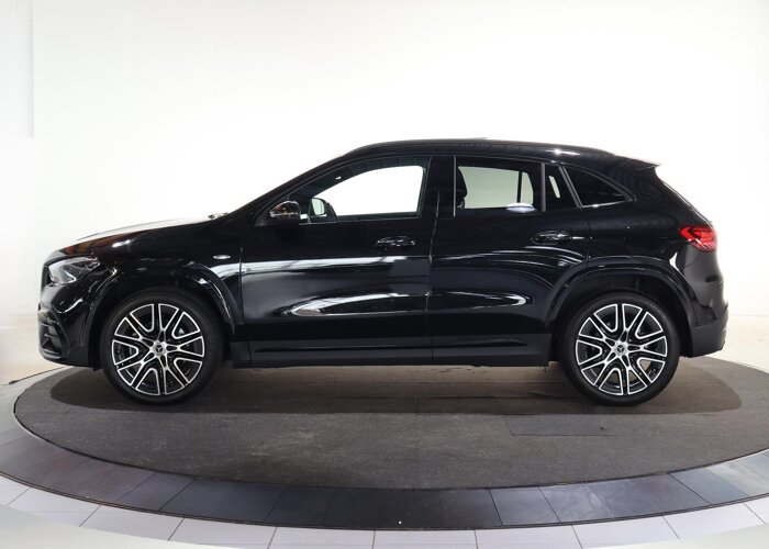 Mercedes-Benz GLA 250 e AMG Line