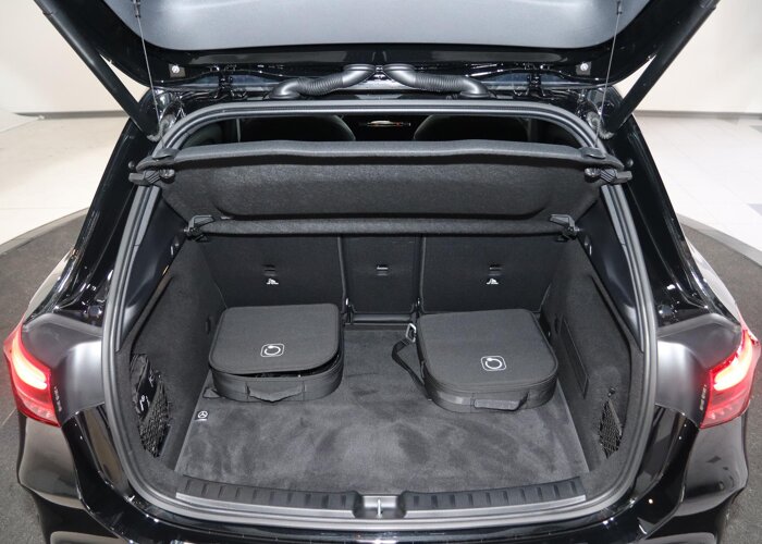 Mercedes-Benz GLA 250 e AMG Line