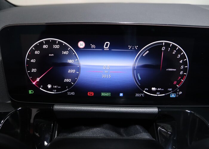 Mercedes-Benz GLA 250 e AMG Line