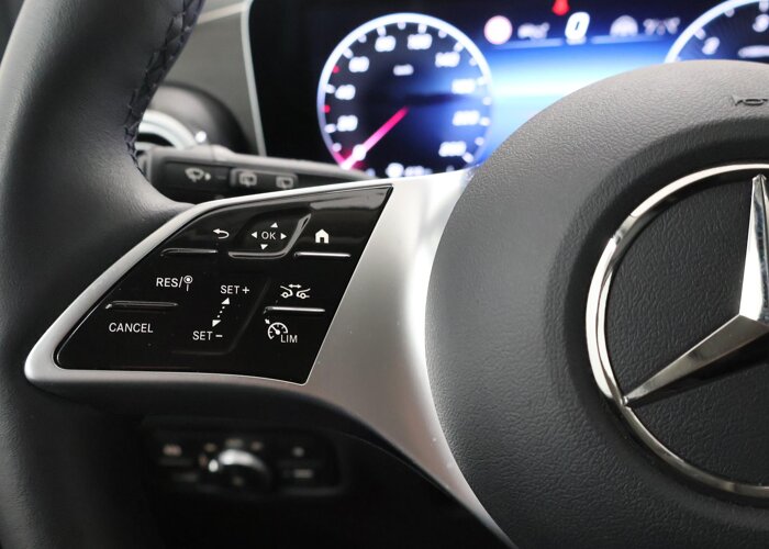 Mercedes-Benz V-Klasse 300d | Aut. | Lang L2 | Avantgarde |