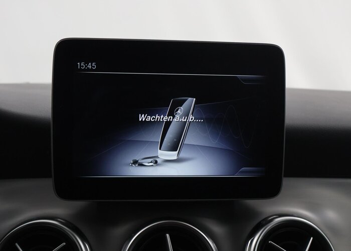 Mercedes-Benz GLA 180 Business Solution AMG Limited