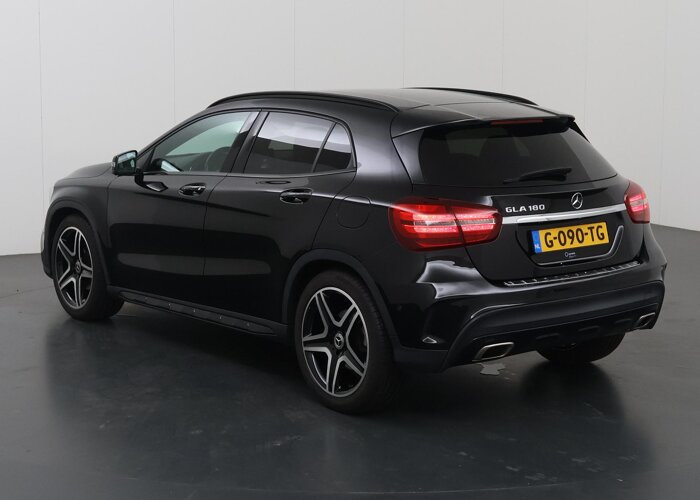 Mercedes-Benz GLA 180 Business Solution AMG Limited