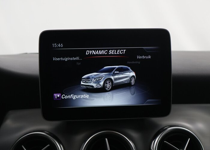 Mercedes-Benz GLA 180 Business Solution AMG Limited