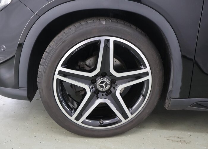 Mercedes-Benz GLA 180 Business Solution AMG Limited