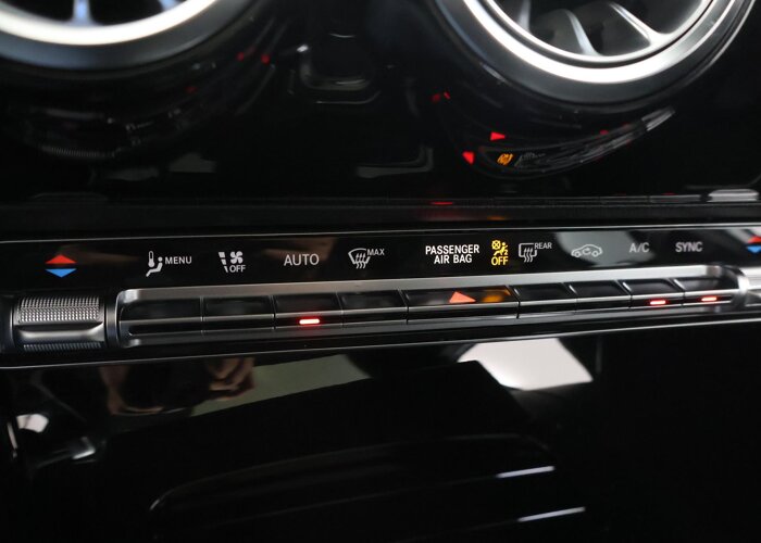 Mercedes-Benz A-Klasse 180 Business Solution AMG