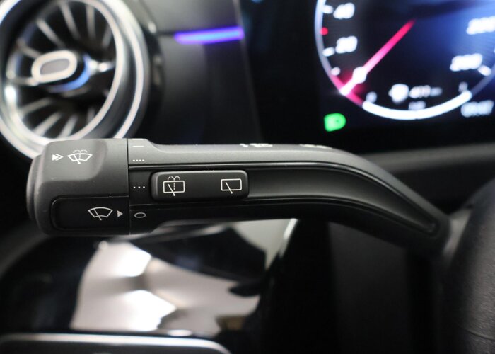 Mercedes-Benz A-Klasse 180 Business Solution AMG