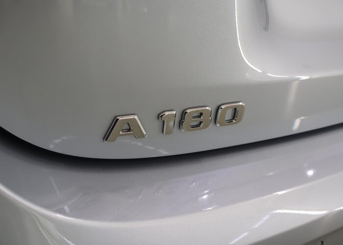 Mercedes-Benz A-Klasse 180 Business Solution AMG