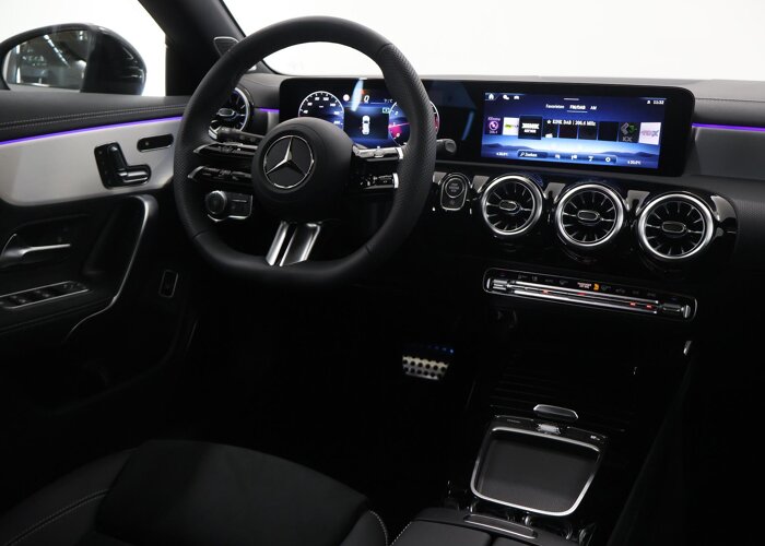 Mercedes-Benz CLA-Klasse Shooting Brake 180 Business Solution AMG
