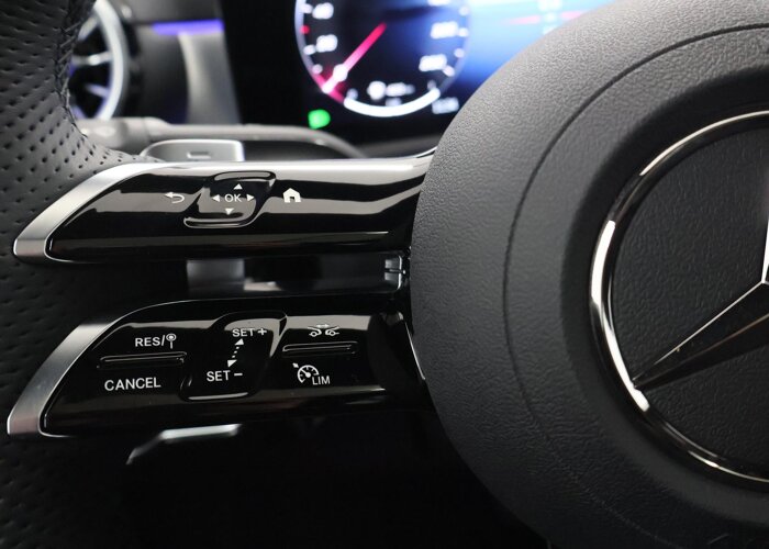 Mercedes-Benz CLA-Klasse Shooting Brake 180 Business Solution AMG