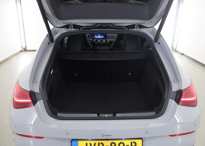 Mercedes-Benz CLA-Klasse Shooting Brake 180 Business Solution AMG
