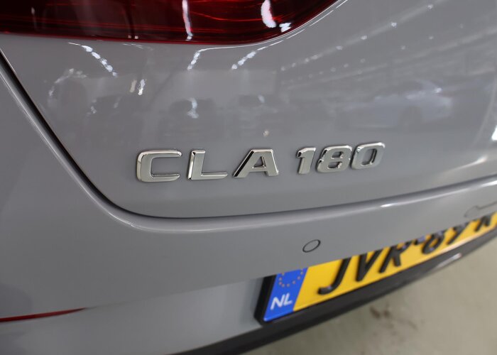 Mercedes-Benz CLA-Klasse Shooting Brake 180 Business Solution AMG