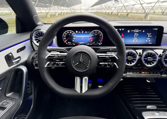 Mercedes-Benz CLA-Klasse 180 Business Solution AMG