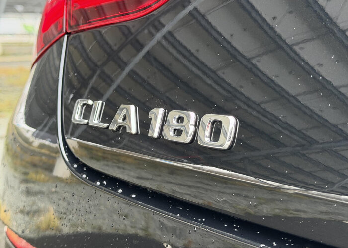 Mercedes-Benz CLA-Klasse 180 Business Solution AMG