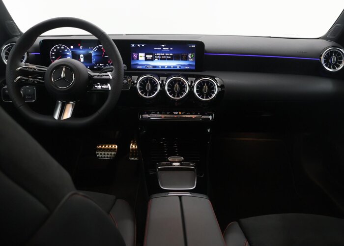 Mercedes-Benz A-Klasse 250e Business Solution AMG