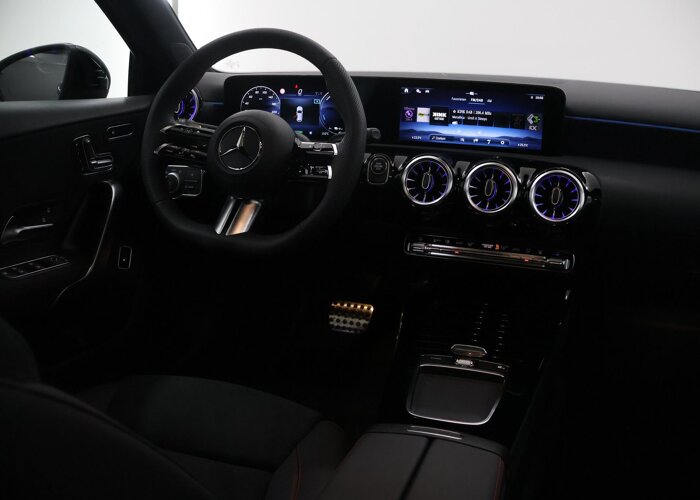 Mercedes-Benz A-Klasse 250e Business Solution AMG