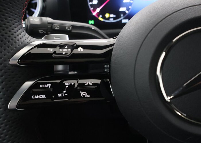 Mercedes-Benz A-Klasse 250e Business Solution AMG