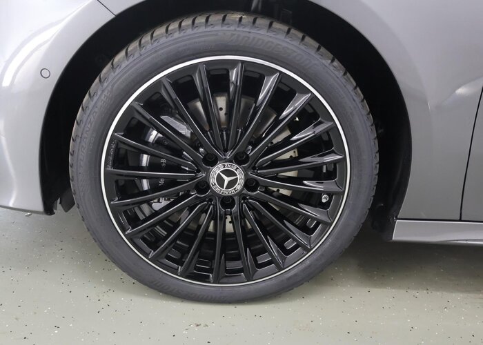 Mercedes-Benz A-Klasse 250e Business Solution AMG