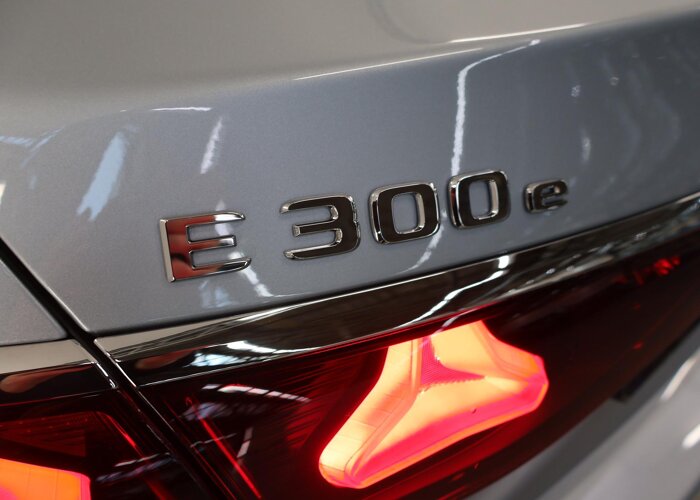 Mercedes-Benz E-Klasse 300e Sport Edition