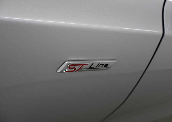 Ford FOCUS Wagon 1.0 EcoBoost Hybrid ST Line